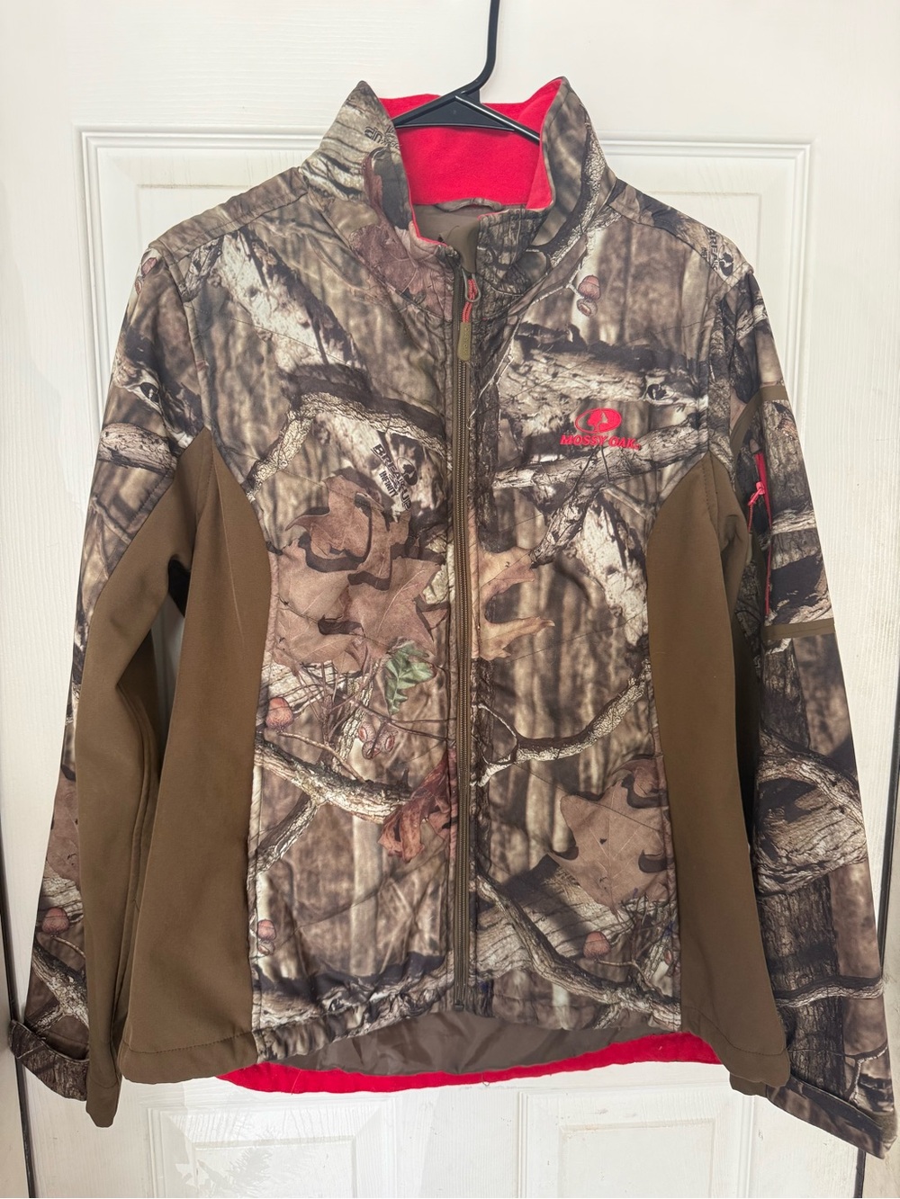 MossyHunters Element Realtree Camo Softshell Jacket with Red Lining